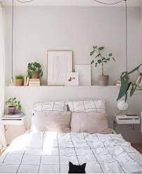 3 Steps To Decorating Your Narrow Bedroom With A Minimalist Concept Bedroom Interior Bedroom Decor Simple Bedroom
