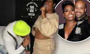 Fantasia 2000 1999 watch online in hd on 123movies. American Idol Alum Fantasia Barrino Is Expecting First Child With Husband Kendall Taylor Daily Mail Online