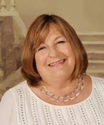 Jeanne Young's Instagram, Twitter & Facebook