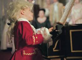 توفي في 5 ديسمبر 1791) يعتبر من أعظم المؤلفين الموسيقيين و أعظم عبقرية موسيقية عرفت على الإطلاق. Wolfgang Amadeus Mozart And Johann Strauss