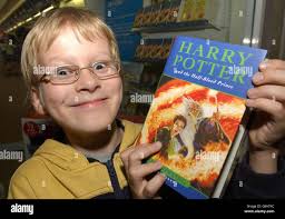 Harry potter book launch hi-res stock photography and images