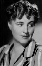 Margery Allingham's The Beckoning Lady