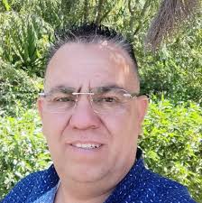 Quieres sacar o renovar tu licencia de conducir? Revisa los pasos a seguir  en el Departamento Licencias de Conducir. Recuerda los horarios de atención  de lunes a jueves entre las 09:00 a