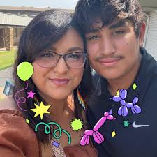 Are there any casual pickleball groups in Greenwood?