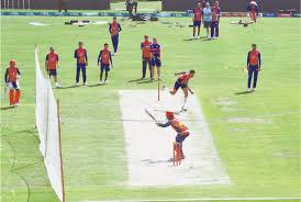 Peshawar zalmi opt to bowl first. Kings Look To Take Down High Flying Sultans Newspaper Dawn Com