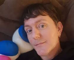 Disabled Ramsgate dad compensated with £80k after East Kent Hospitals staff  failed to diagnosis broken hip