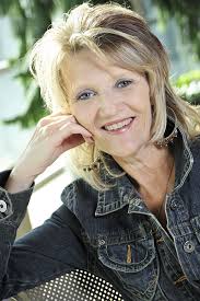 Feature Story: Five to be honoured at 2009 Alumni Crowning Achievement  Awards