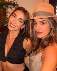 Ella es Maria Adelaida Arango, mi Adelita. Uno de mis tesoros más grandes  💫 Y es que la vida me premió con las mejores amigas del mundo, mujeres que  me completan y a