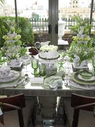 Pin By Belcarina On Fantasy Tables Table Settings Beautiful Table Settings St Patrick S Day Decorations