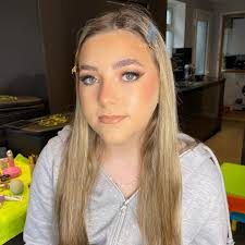 Beauty by Emma Bennett