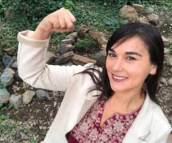 El nombre de la acción, en pleno 2020, probablemente debería el punto es que se suponía que la mujer en cuestión supuestamente era izkia siches, presidenta del colegio. Izkia Siches By Maria Carrasco Pasion De Maria