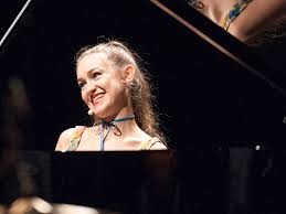 As a seasoned actress, she has been making strong impressions in the world of. An Entertaining Evening With Joanna Newsom Surprise Goofball Pitchfork