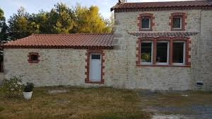 La Turlure Location Saisonniere Lieu Dit La Turlure 79300 Bressuire Adresse Horaire