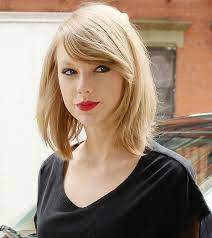 Taylor Swift Medium Hair Styles Taylor Swift Hair Hairstyles With Bangs