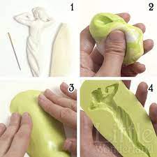 Como Hacer Un Molde De Silicona How To Make A Silicone Mold Resin Diy Plastic Crafts Diy Silicone Molds