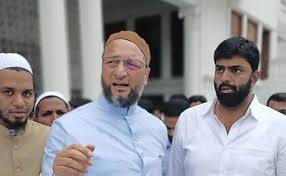 मालेगांव में AIMIM नेता अब्दुल मलिक पर फायरिंग, अज्ञात हमलावरों ने मारी 3  गोलियां | Malegaon Firing AIMIM leader Abdul Malik 3 bullets hit
