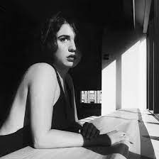 How To Create Dramatic Black And White Portraits On Iphone Photoshop For Photographers Black And White Portraits Portrait Photography Women