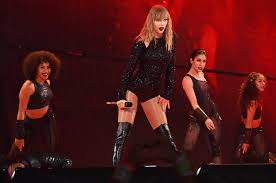 Taylor Swift Leads Hot Tours Thanks To 3 Night Sellout At