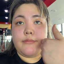 She is under contract with cj e&m.citation needed. A Korean Youtuber Stuns Viewers With Her Ongoing Transformation After She Started Dieting Allkpop