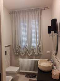 Tende A Finto Pacchetto Su Bastone Per Finestra Del Bagno Ganitende Gani Tende Tendedainterni Tendaggi Finestre Bagno Tende Da Bagno Tende Per Finestra