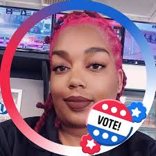 Raven-Symoné's wife Miranda Maday caught a lesson in Ebonics over THIS  comment to the actress! WATCH:  https://theshaderoom.com/raven-symone-miranda-maday-black-lingo-interview-podcast/?utm_source=facebook&utm_medium=social