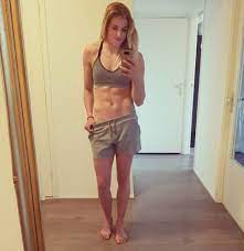 We would like to show you a description here but the site won't allow us. De Guzman Probeert Dfb Pokal Mee Te Smokkelen Bouwmeester Toont Sixpack Offside Ad Nl
