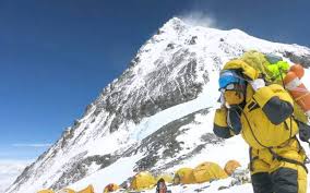 Dying On Mount Everest All You Need To Know About The Everest Death Zone Fyi News