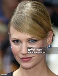 45 American Wedding London Premiere Arrivals Stock Photos, High-Res  Pictures, and Images