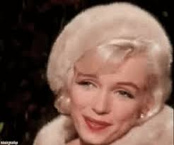 Something's got to give non è disponibile per l'acquisto o il noleggio. An Angel In Lace A Fabulous Face Something S Got To Give 1962