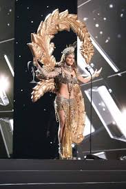 National costume | urvashi rautela, miss universe india, debuts her national costume on stage at planet hollywood resort & casino wednesday #missuniverse2015 #missuniverso2015 #missindia #urvashirautela #nationalcostume #trajetipico #lasvegas #nevada. Miss Universe 2015 National Costume Urvashi Rautela Miss Universe India Debuts Miss Universe Costumes Miss Universe National Costume Miss Universe 2015
