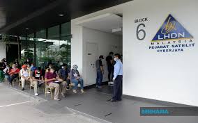 Bernama Govt Revenue To Fall 14 Pct In 2020 As Tax Collection Slips