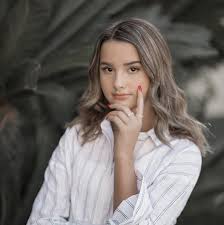 Ich hab mal gehört, dass das mit essig gehen soll. Diese Haare Bei Sehr Heller Haut Haarfarbe