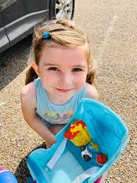 My kids had a good time last year hiding rocks so they decided they wanted  to go hide some today ❤️