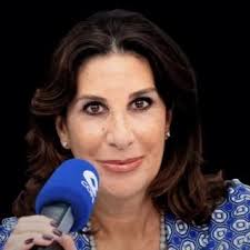 Laura Casanova, Concejal de educación y Centros Cívicos: "Es un orgullo,  desde la política, ayudar a los centros educativos que son mi pasión y mi  profesión"