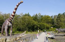 Opening & closing timings, parking options, restaurants nearby or what to see on your dinopark kl ticket price, hours, address and reviews. Quermania Ausstellungen Mit Dinosaurier Parkanlagen Und Ausstellungen Zum Thema Dinosaurier Und Andere Urzeittiere Ausflugstipps Zu Ausstellungen In Deutschland