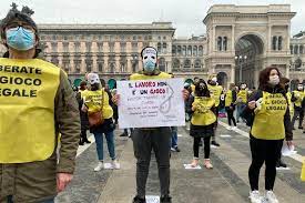 All'appuntamento a piazza del popolo sarà. Gioco Legale Scende In Piazza La Rabbia Dei Lavoratori Panorama