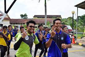 .vokasional betong kolej vokasional bintulu kolej vokasional butterworth kolej vokasional dato' lela maharaja kolej vokasional dato' undang haji muhamad sharip kolej vokasional datuk seri abu zahar isnin kolej. Kolej Vokasional Datuk Seri Abu Zahar Isnin Jasin Melaka ä¸Šä¼ äº†42 å¼ æ–°ç…§ç‰‡åˆ°ç›¸å†Œ Merentas Desa 2019 Kv Ds Abu Zahar Kolej Vokasional Datuk Seri Abu Zahar Isnin Jasin Melaka Facebook