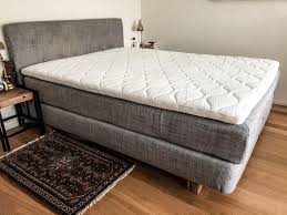 Eine sehr gute verarbeitung haben das kopfteil, das massive bettgestell und die holzfüße. Ikea Boxspringbett 160x200 Ohne Topper Kaufen Auf Ricardo