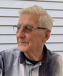 Frank Kuras's Instagram, Twitter & Facebook