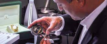 At jared, we host appraisal events at our stores so you can quickly and easily find out the value of your jewelry and get documentation. Jewelry Appraisal Near Me