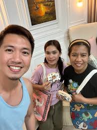 Bet ko yung white💛🐝