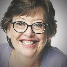 Sometimes you want to go where everybody knows your name. Everyone knew  George Wendt's name inside T-Mobile Center Saturday night for the  star-studded Big Slick fundraiser in Kansas City. The “Cheers” star,