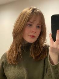 haircut with layers and bangs