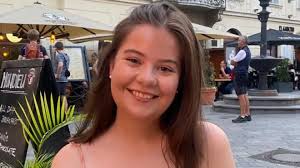 Cost of living: Rise in Big Issue sellers to top up income