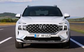 The regular santa fe models will be in showrooms this month. 2021 Hyundai Santa Fe Brings Bold New Design To The Streets Carprices Ae