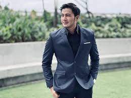 Sebelum dengan agnes monica, wijin pernah menjalin hubungan dengan dita yang ketika itu menjadi finalis putri indonesia. Terungkap Alasan Ilham Prawira Tutupi Perceraian Dengan Dita Fakhrana