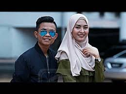 Please share this video and not to download. Tajul Arif Wany Hasrita Wajul Pagina Inicial Facebook