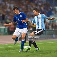 Argentina y chile vuelven a competir en las eliminatorias rumbo a qatar en santiago del estero en busca de objetivos que se ven matizados por la tabla de posiciones. Argentina Vs Italy Live Football Match Home Facebook