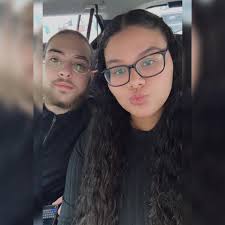 Anyone in Rossford do glam Makeup looking for suggestions thanks need  someone for august 15 Edit: thanks everyone got something booked