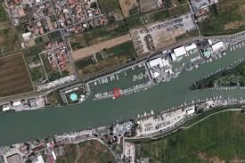 Located in fiumicino (rm), porto romano has the following boats and yachts for sale. Lot Posto Barca E Auto Porto Romano Di Fiumicino N 16